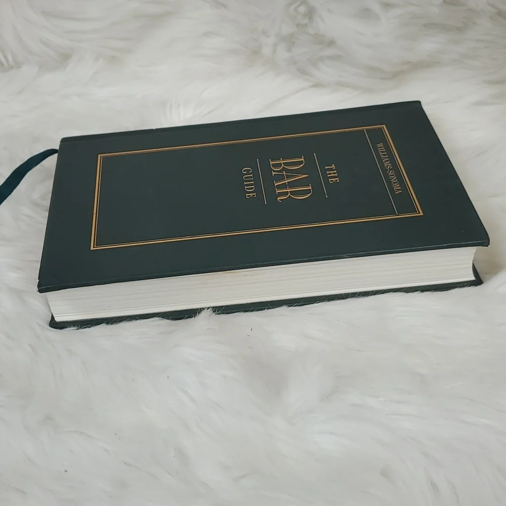 Williams Sonoma The Bar Guide by Ray Foley hard cover book Vintage 1999
